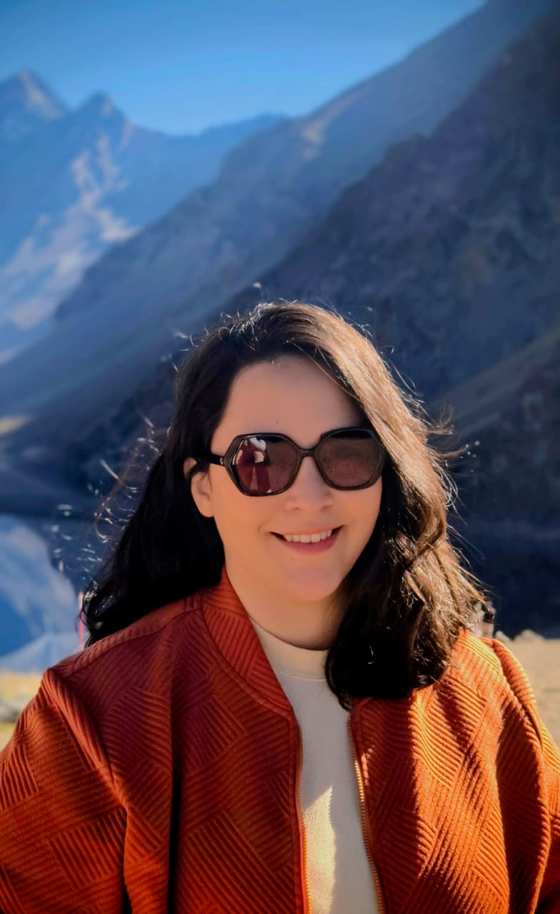 Professora Bárbara Leal